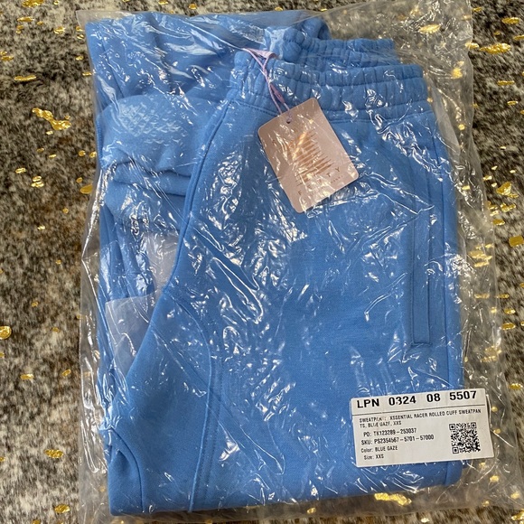 NWT SAVAGE X FENTY XXSENTIAL RACER ROLLED CUFF JOGGER XXS - Picture 2 of 2
